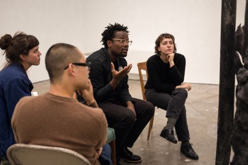 Animer un atelier d’initiation à la critique d’art contemporain