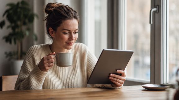 L’explosion des lectures en ligne : quelles plateformes séduisent les lecteurs français ?