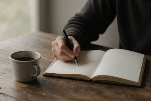 S’initier à la rédaction de chroniques culturelles pour partager ses passions