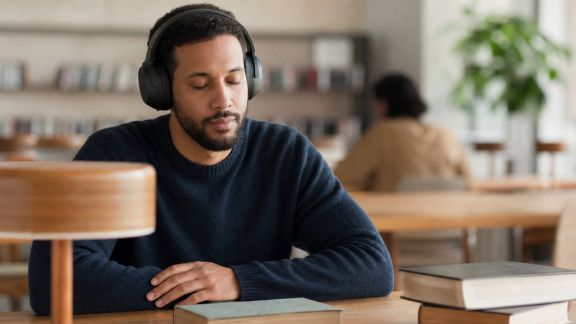 Casques antibruit pour une immersion culturelle en bibliothèque ou médiathèque
