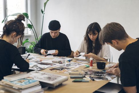 Les ateliers de fanzine : co-créer pour partager sa passion culturelle